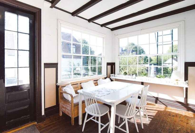 پانسیون Urshult Hotell