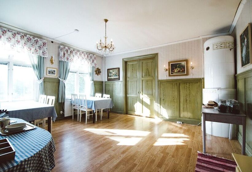 پانسیون Urshult Hotell