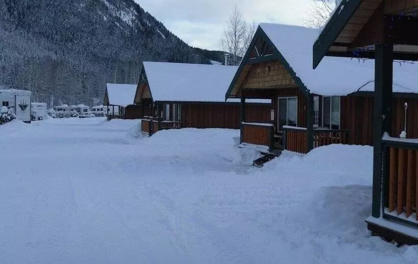 Sunshine Valley Rv Resort And Cabins