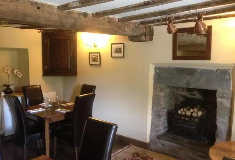 Retkeilymaja Brigands Inn