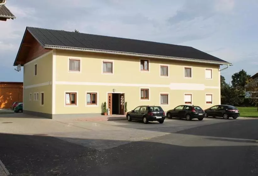 Retkeilymaja Gasthof Steinerwirt