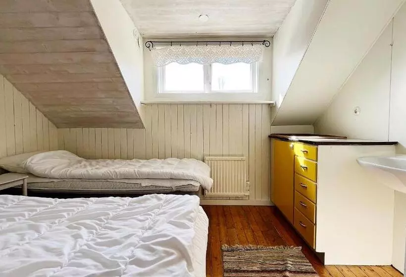 ユースホステル Stf Tivedstorp