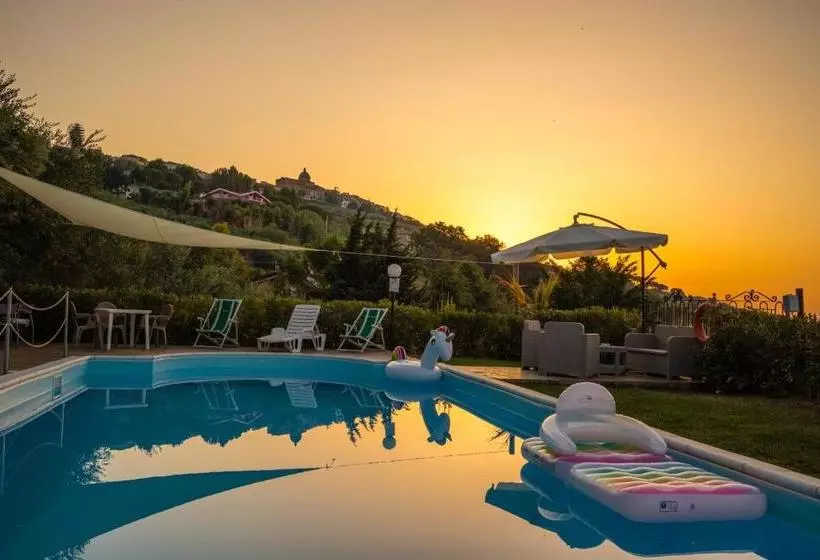 Casale Delle Rose B&b Fattoria