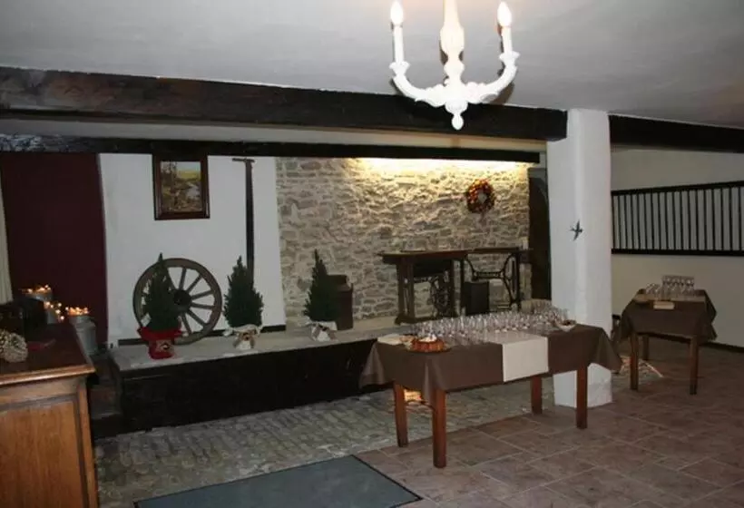 Aamiaismajoitus (B&B) Chambres D'hotes Les Hirondelles