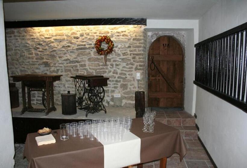 مبيت وإفطار Chambres D'hotes Les Hirondelles