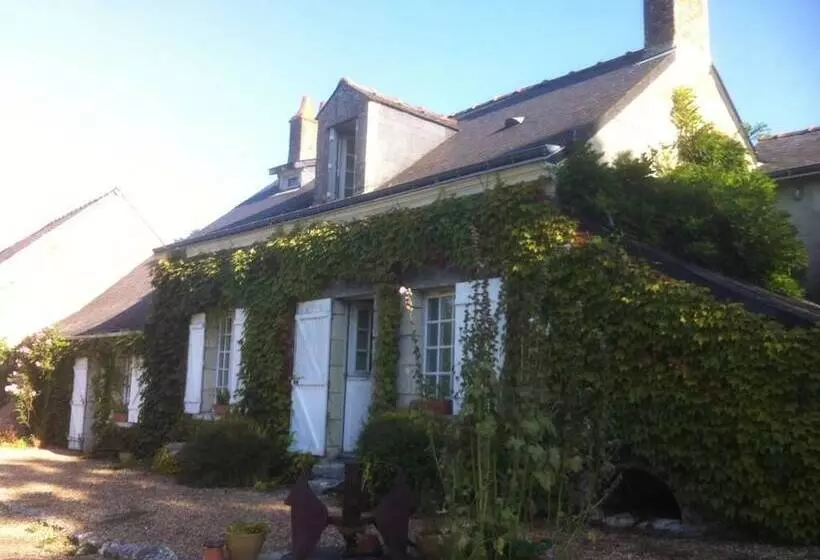 Aamiaismajoitus (B&B) Les Roberderies