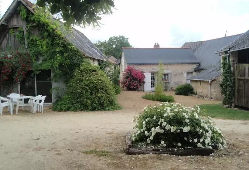 Aamiaismajoitus (B&B) Les Roberderies