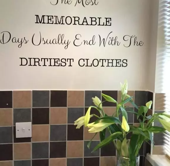 Aamiaismajoitus (B&B) Meerkat Manor