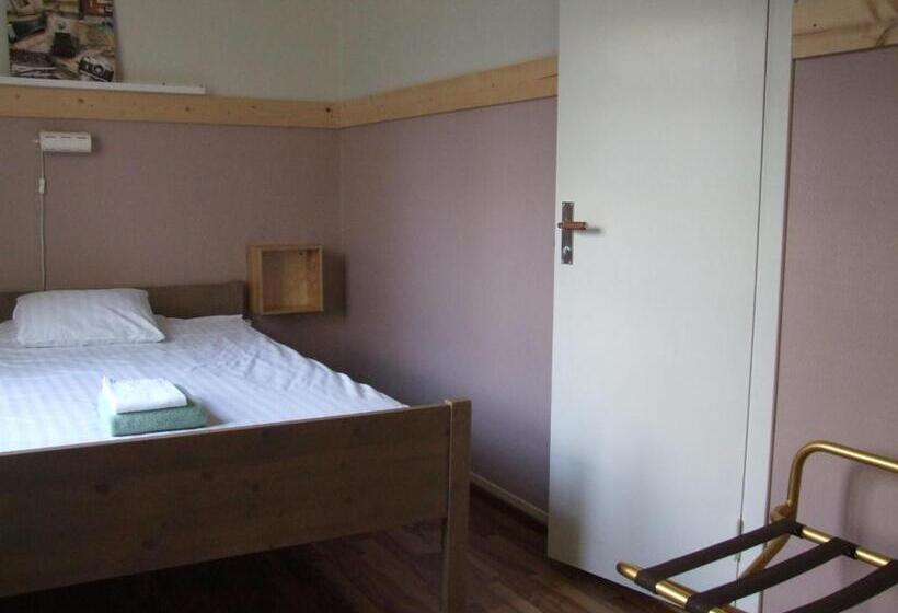 Bed and Breakfast Skålleruds Gård