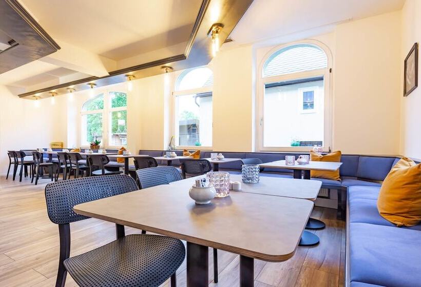 ベッドアンドブレックファースト Villa Sachsenhof