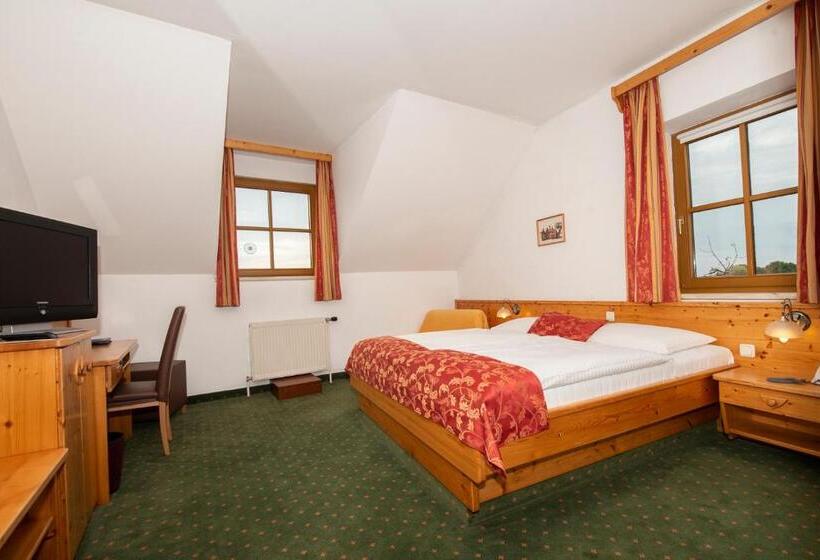 Des Glücks Landhotel Fischl