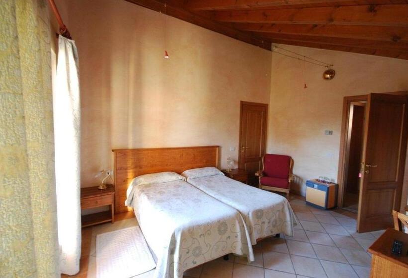 فندق Garni Viggiona