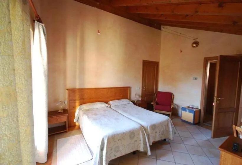 ホテル Garni Viggiona