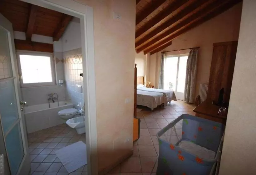 ホテル Garni Viggiona