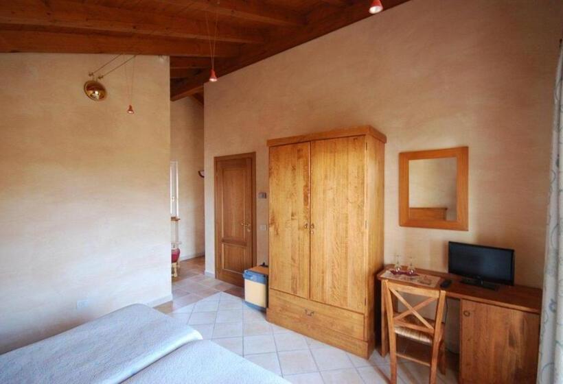 فندق Garni Viggiona