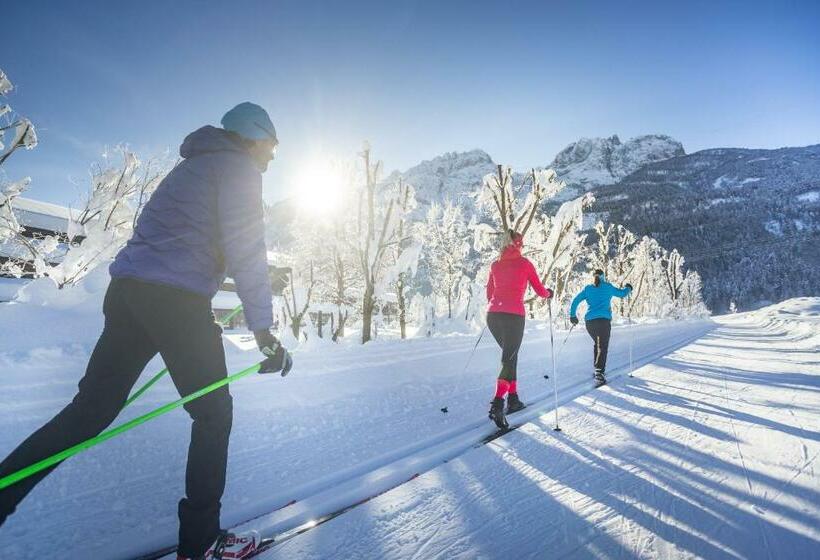 Отель Kristemoarhof