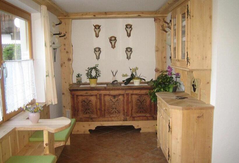 Отель Kristemoarhof