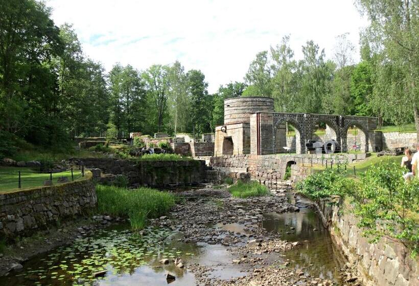 فندق Kvarnen I Borgvik