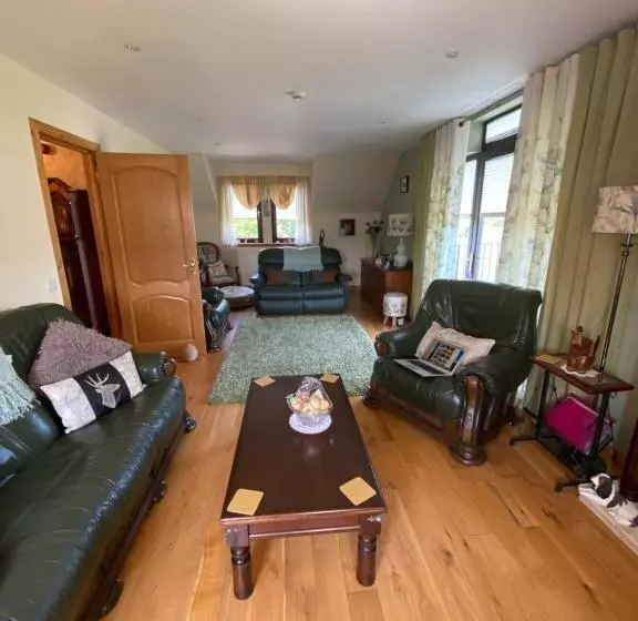 ホテル Shenavallie Farm