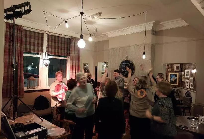 Hotelli Trawden Arms Community Owned Pub