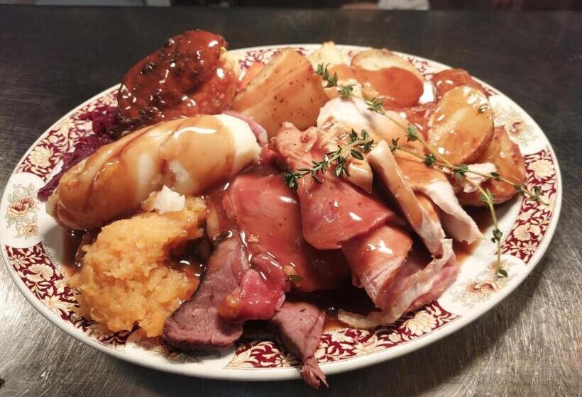 호텔 Trawden Arms Community Owned Pub