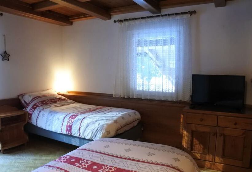 ホテル Villa Clara