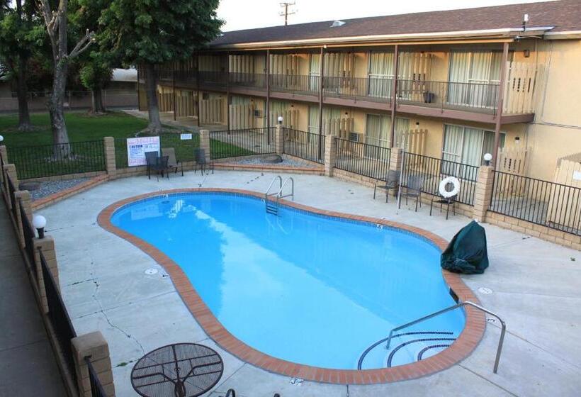 Мотель Menifee Inn