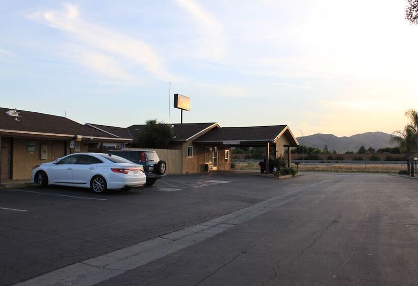 Мотель Menifee Inn