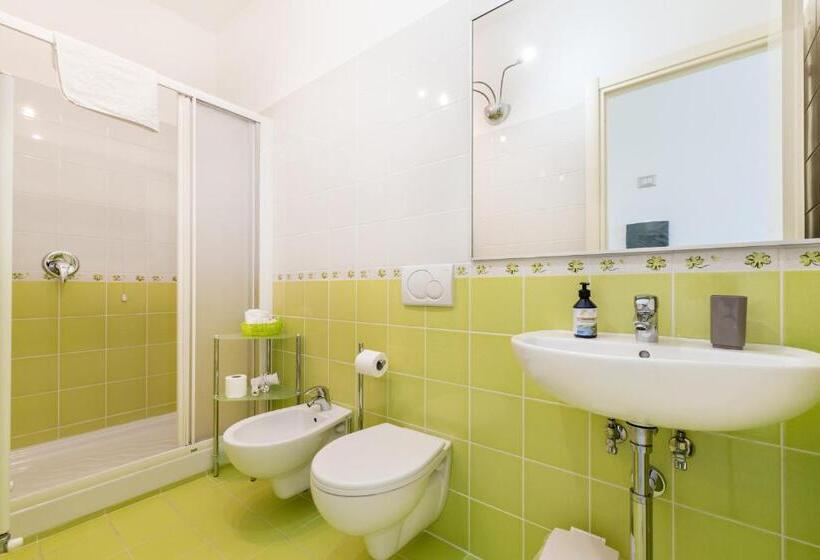 ペンション Affittacamere Arbasia De Ma, Terre Marine