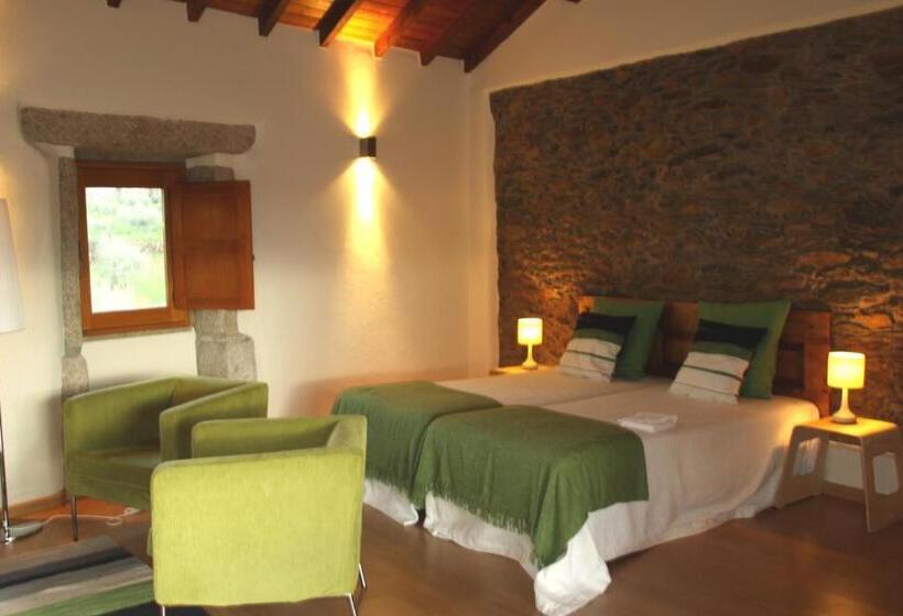 פנסיון Casa Das Quintas