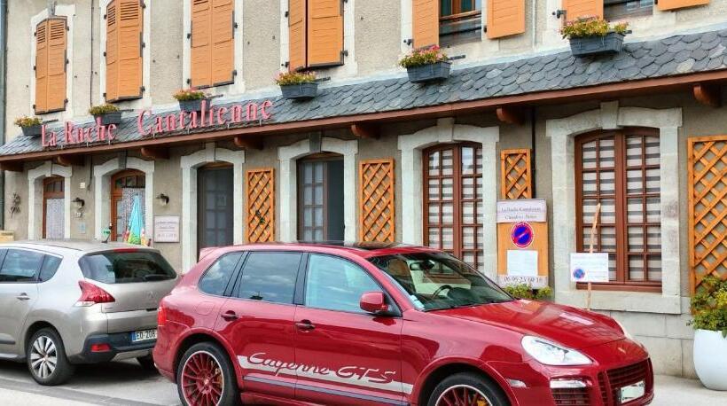 Пансион La Ruche Cantalienne