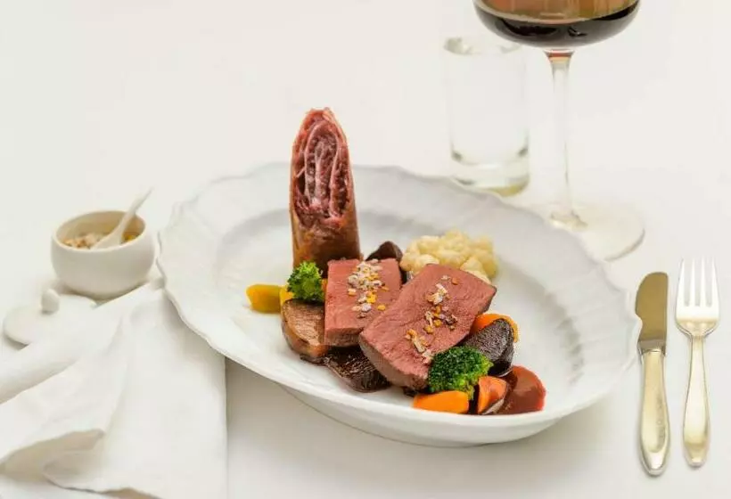 Majatalo Landgasthof Zur Linde Laaben