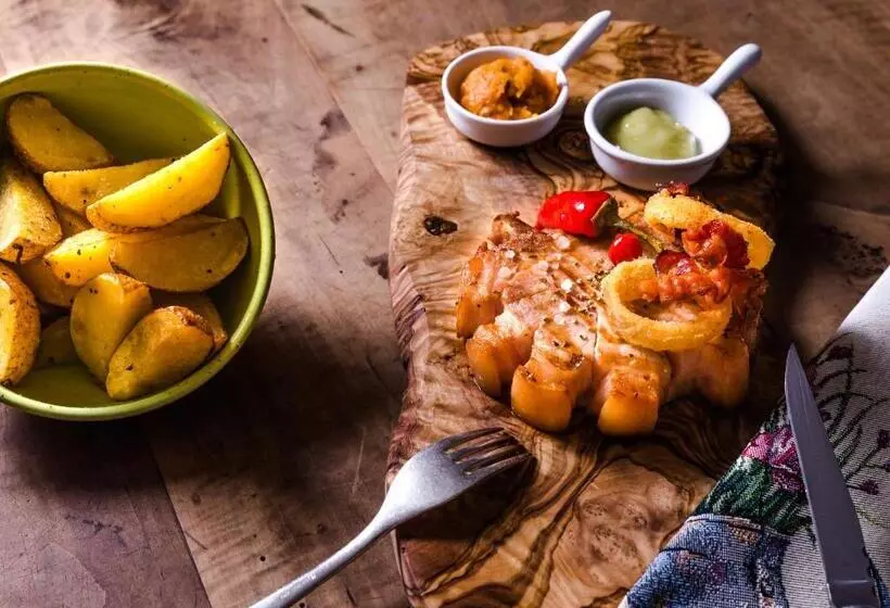 Majatalo Landgasthof Zur Linde Laaben