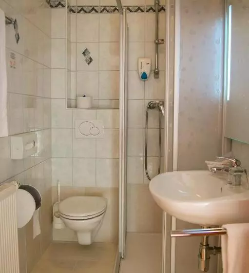 ペンション Restaurant Perschler