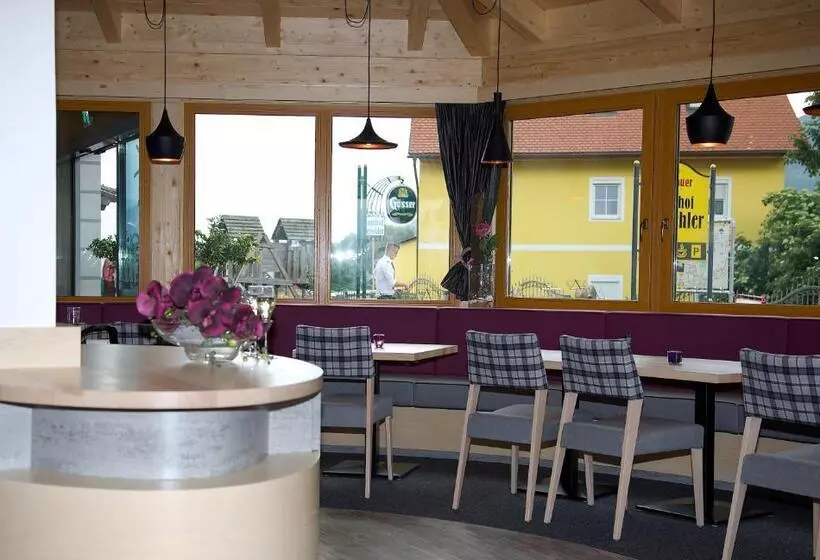 ペンション Restaurant Perschler