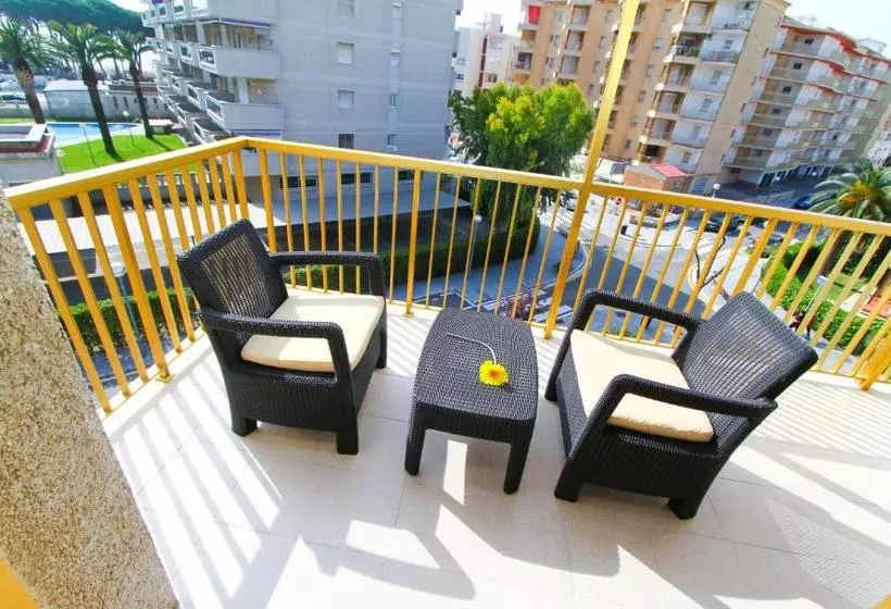 Apartamentos Aromar