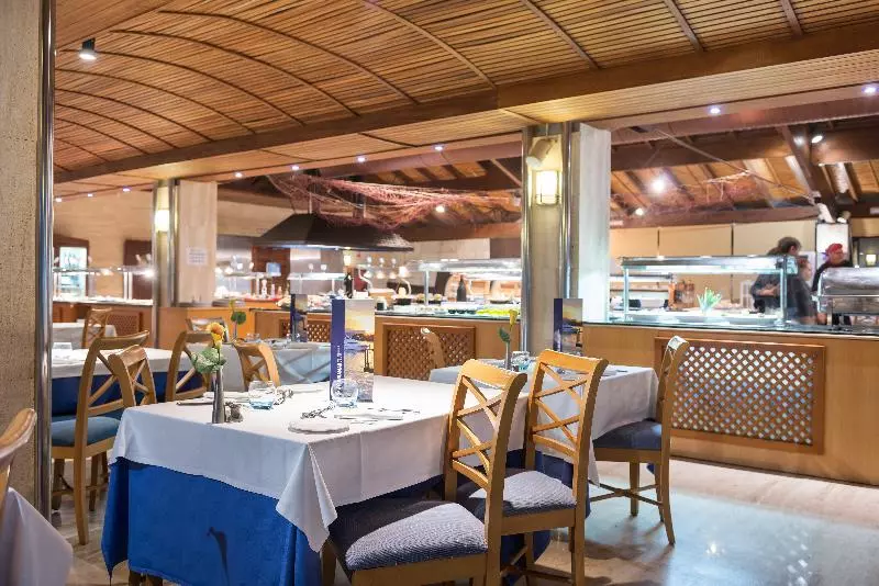 Botel Alcudiamar Alojamiento Para Navegantes