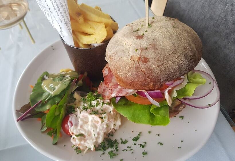 בית מלון כפרי Abbey