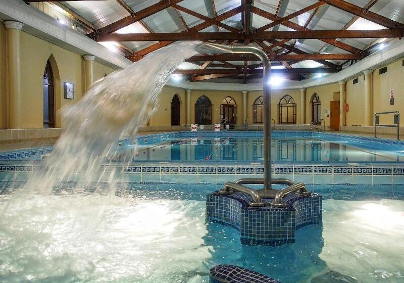 فندق Abbey Court