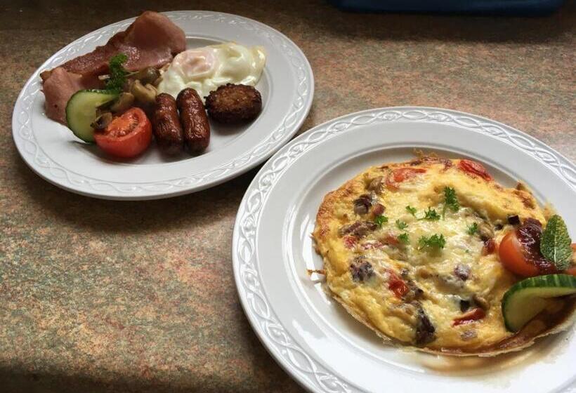 Hotel Coastline House