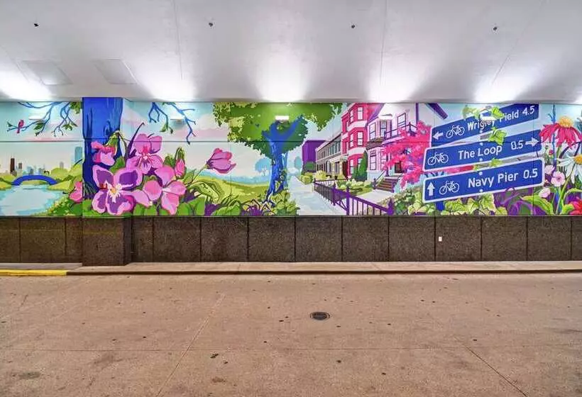 فندق Embassy Suites By Hilton Chicago Downtown Magnificent Mile