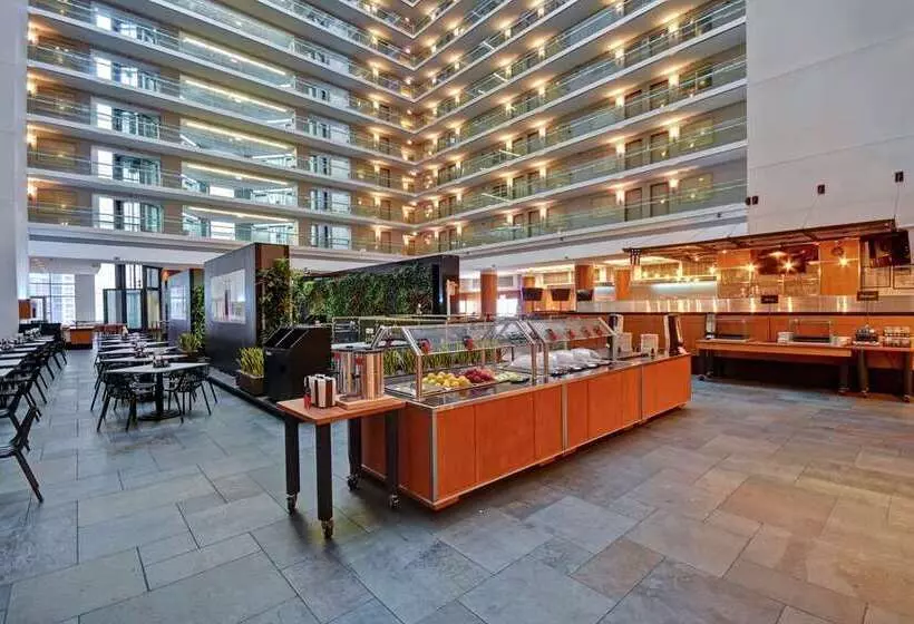 فندق Embassy Suites By Hilton Chicago Downtown Magnificent Mile