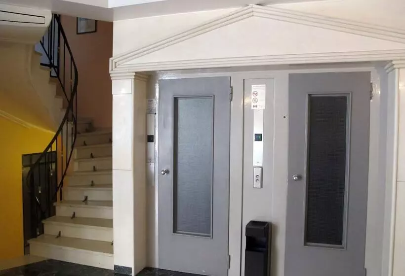 בית מלון כפרי Evripides