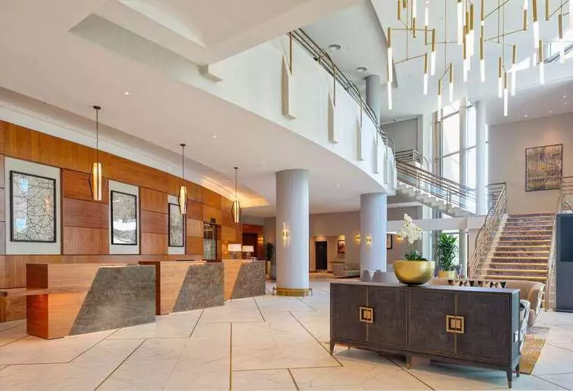 בית מלון כפרי Hilton Belfast