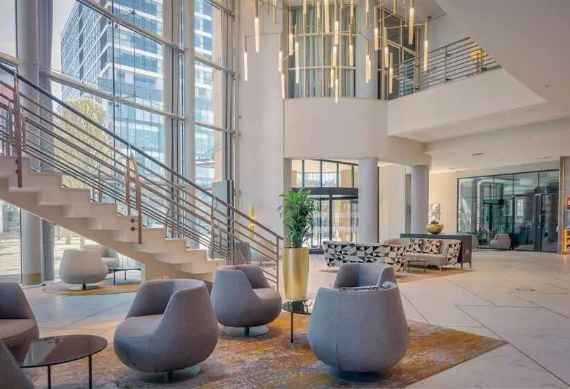 בית מלון כפרי Hilton Belfast