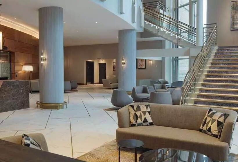 בית מלון כפרי Hilton Belfast