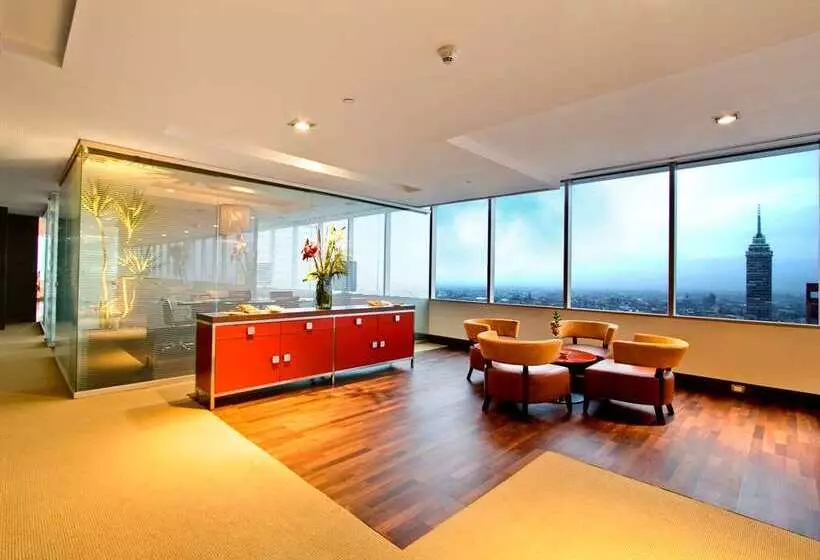 هتل Hilton Mexico City Reforma