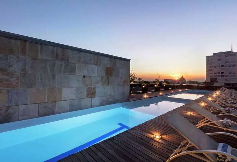 هتل Hilton Mexico City Reforma