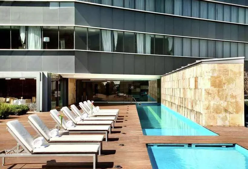 هتل Hilton Mexico City Reforma