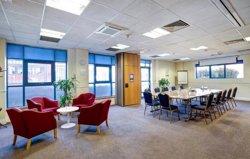 هتل Ibis Styles London Excel